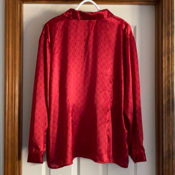 Women’s 18W Silk Like Long Sleeve Dress Shirt - Picture 2 of 4